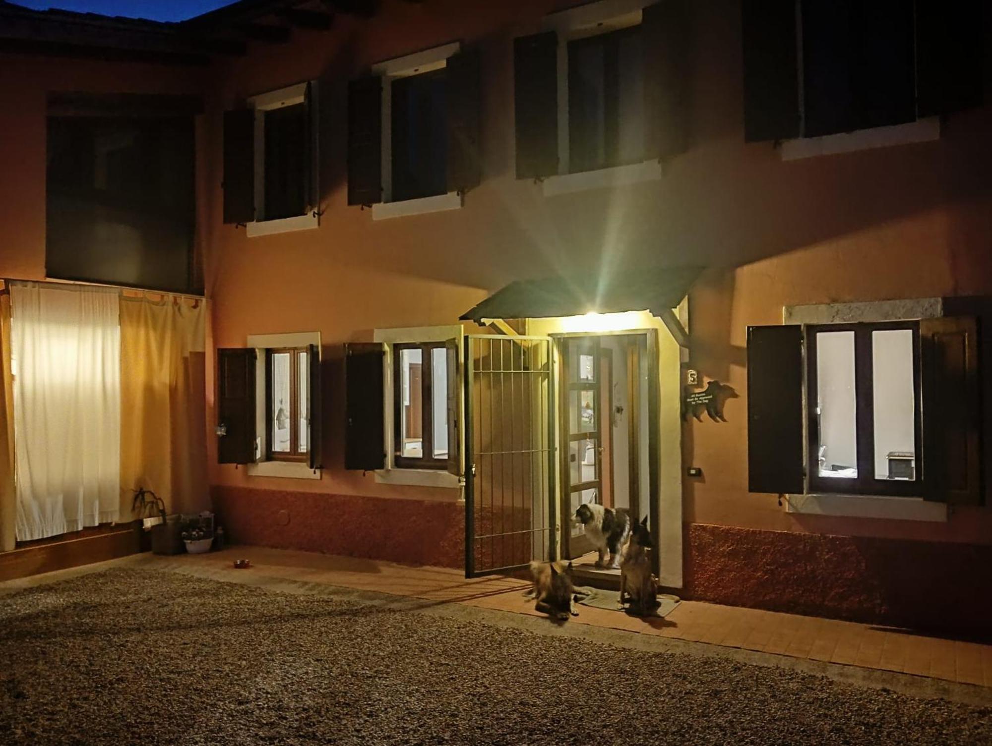 Casa Vacanze Monte Galetto Bussolengo Exterior foto